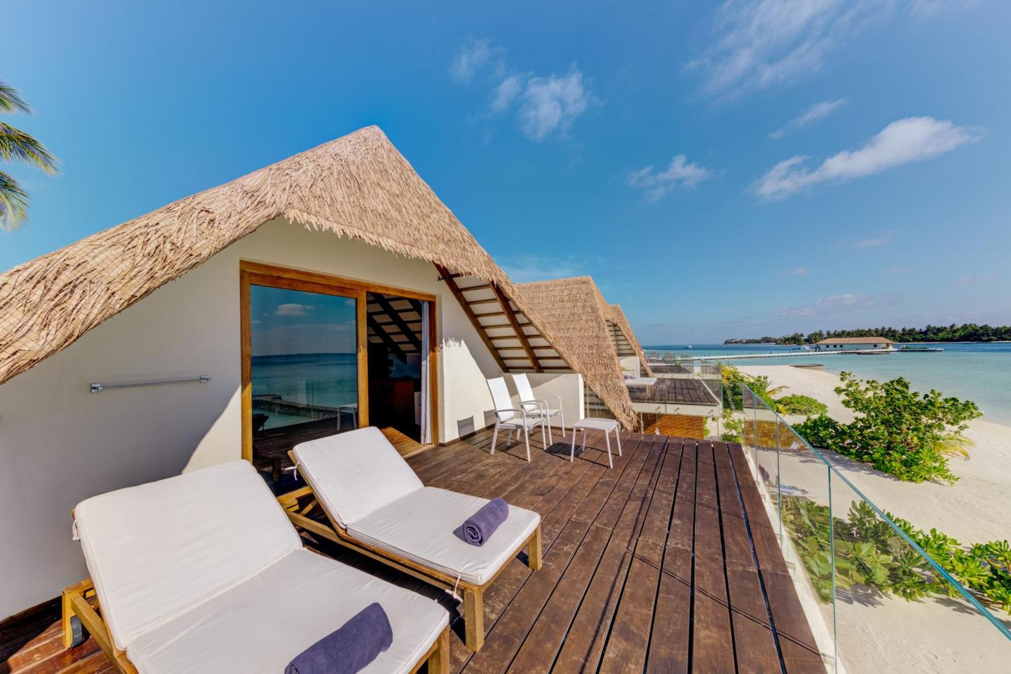 Cinnamon Velifushi Maldives Aarah Island