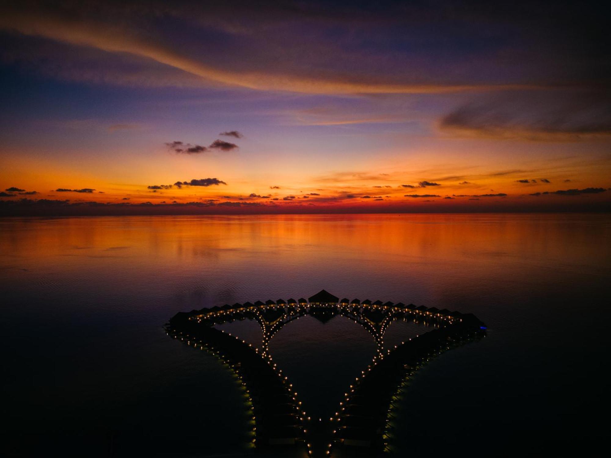 Cinnamon Velifushi Maldives Aarah Island
