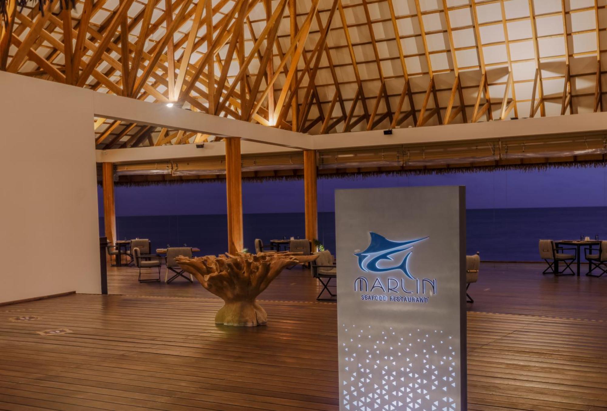 Resort Cinnamon Velifushi Maldives