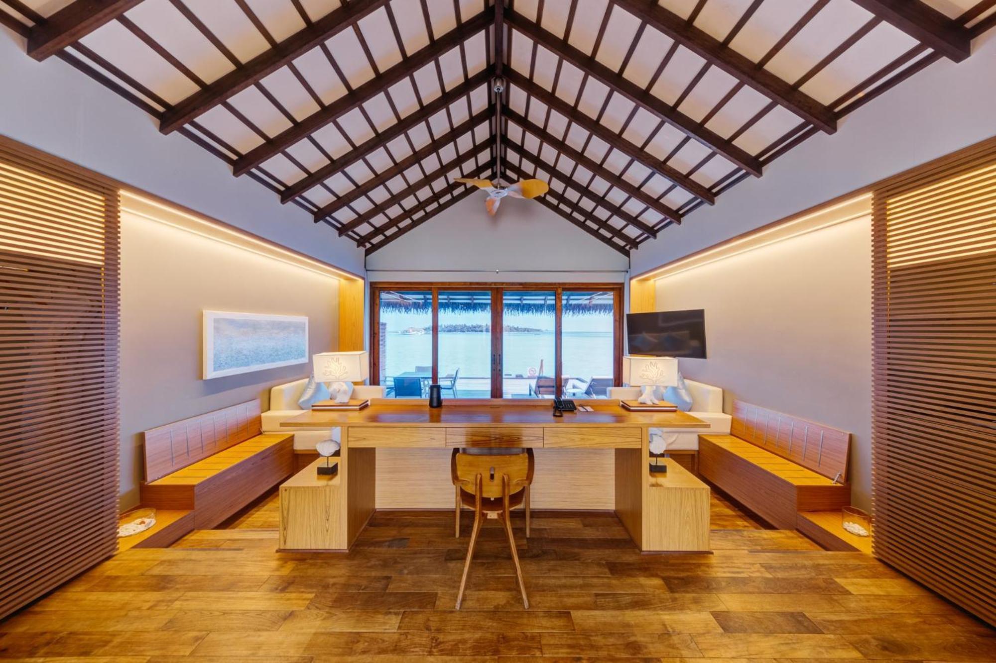منتجع Cinnamon Velifushi Maldives