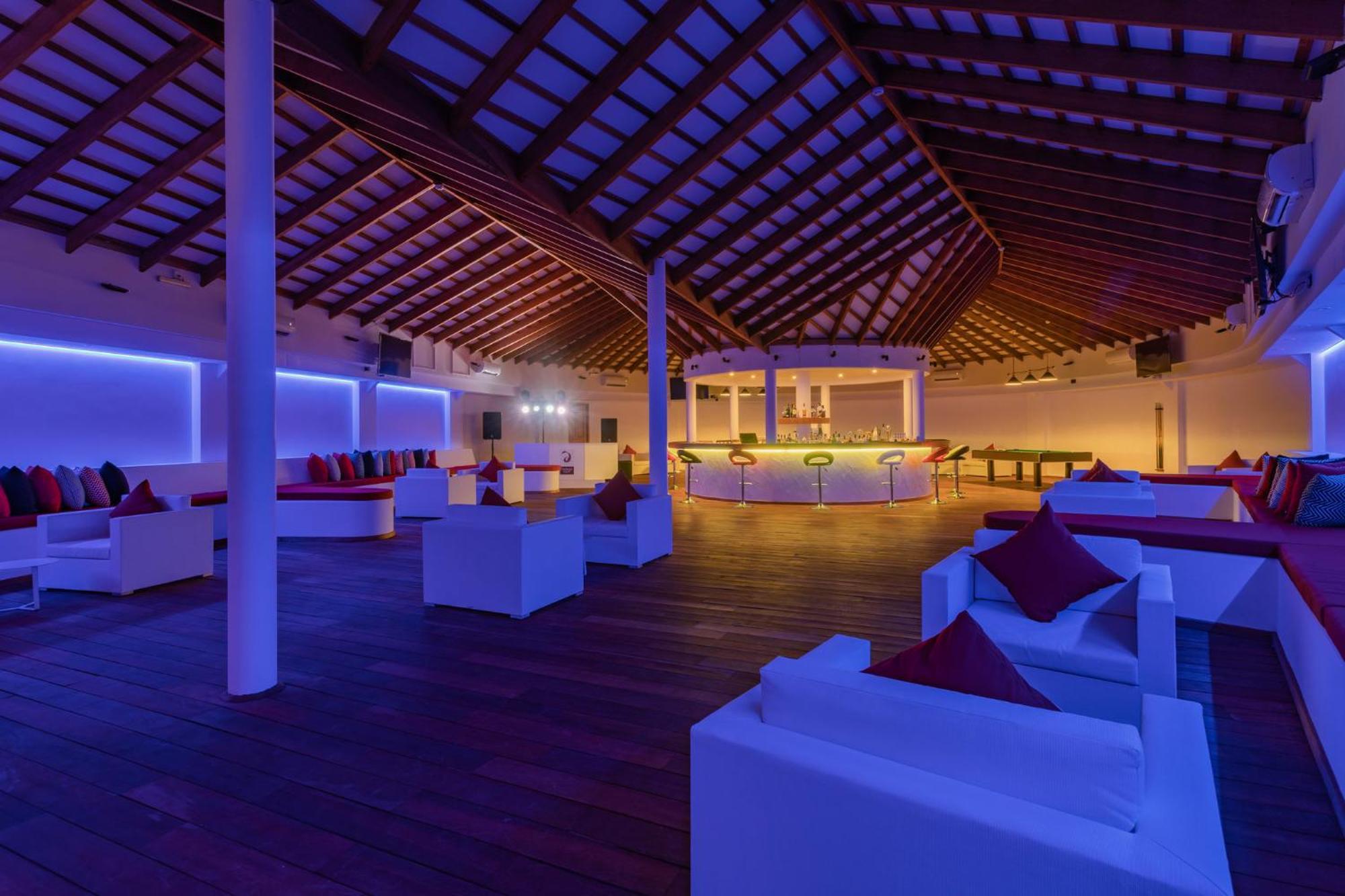 منتجع Cinnamon Velifushi Maldives 5*