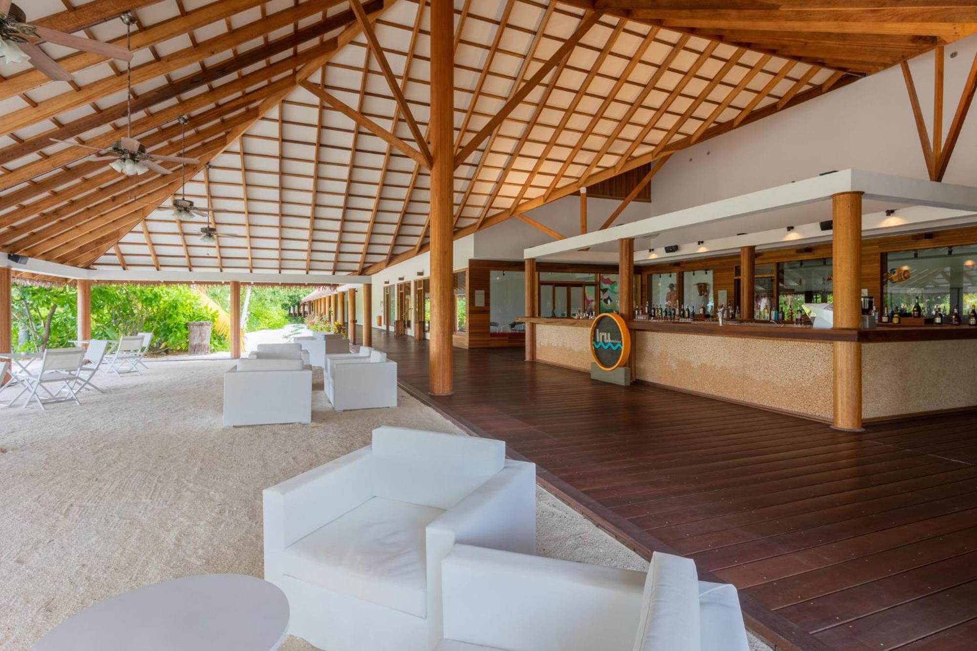منتجع Cinnamon Velifushi Maldives 5*