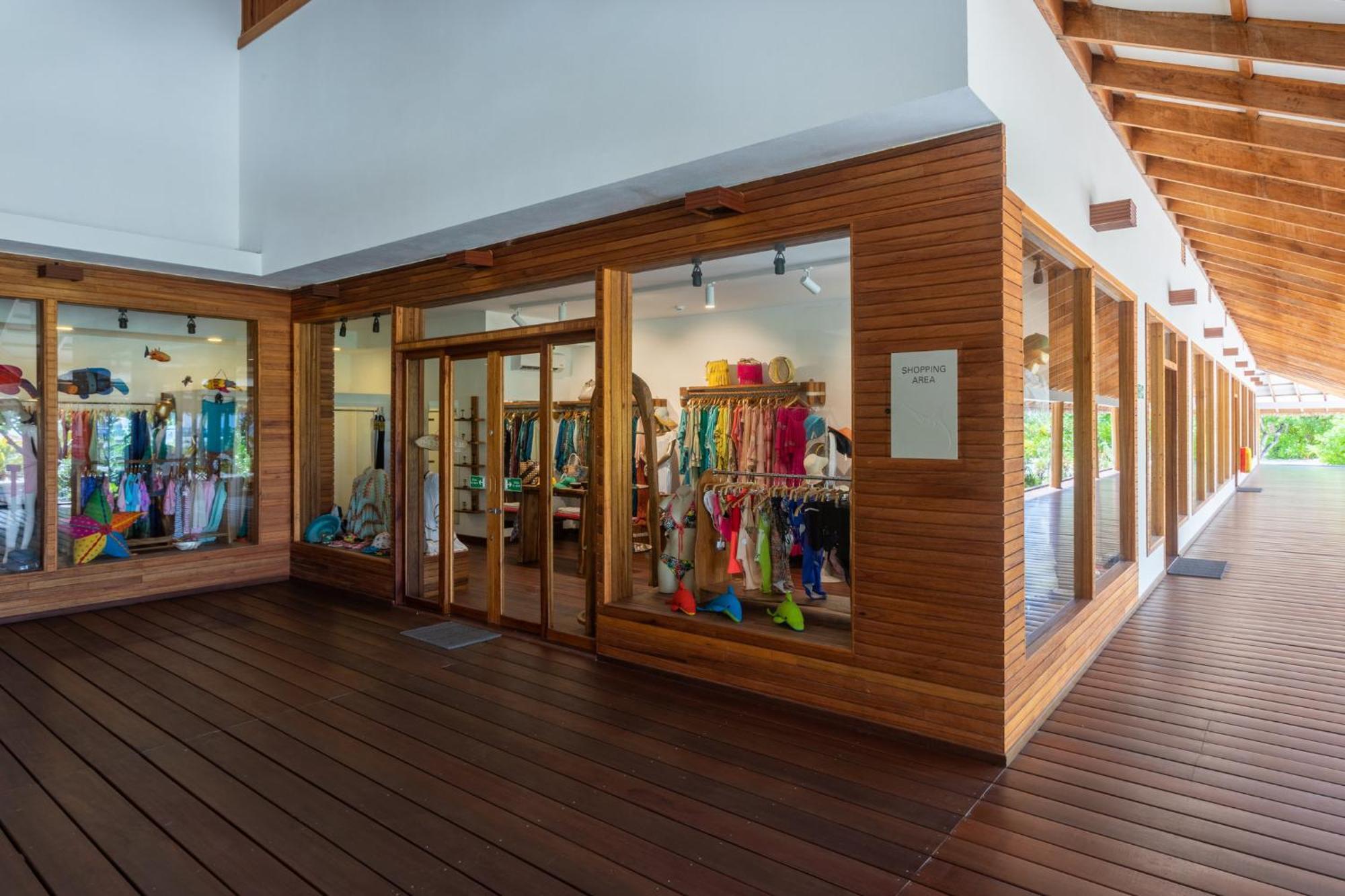 Cinnamon Velifushi Maldives منتجع Aarah Island