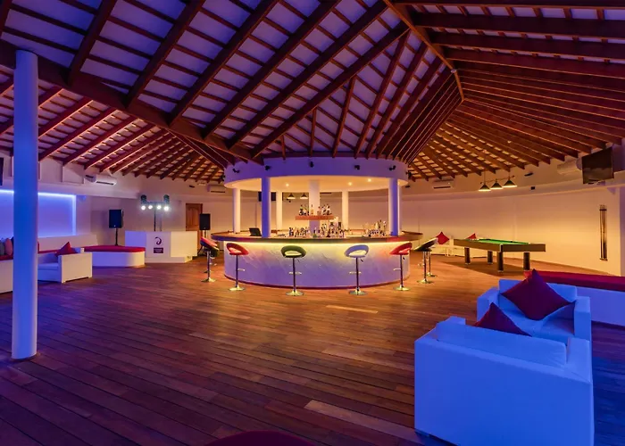 Cinnamon Velifushi Maldives